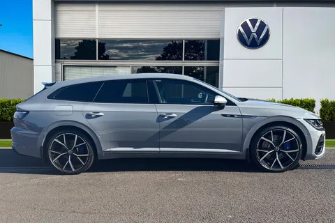 FP71EKT Volkswagen Arteon 2.0 TSI R 5dr 4MOTION DSG **20' ESTORIL ALLOYS + TOW BAR + HEADS UP DISPLAY Thumbnail #4