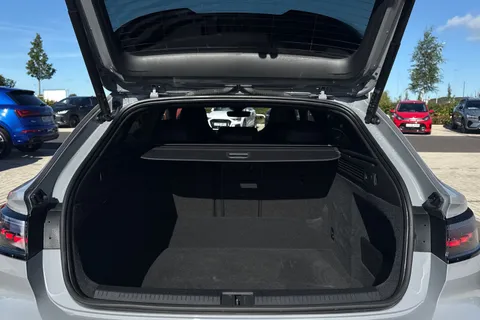 FP71EKT Volkswagen Arteon 2.0 TSI R 5dr 4MOTION DSG **20' ESTORIL ALLOYS + TOW BAR + HEADS UP DISPLAY Thumbnail #7