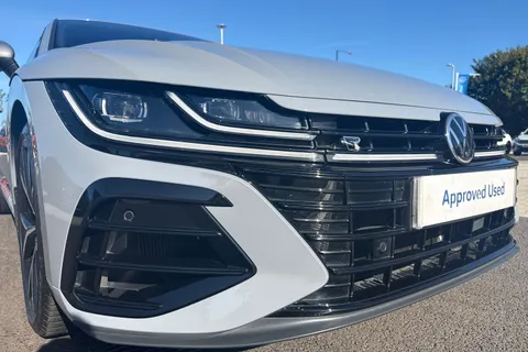 FP71EKT Volkswagen Arteon 2.0 TSI R 5dr 4MOTION DSG **20' ESTORIL ALLOYS + TOW BAR + HEADS UP DISPLAY Thumbnail #9