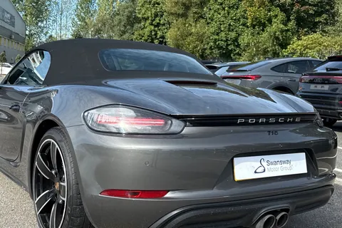 MJ19ZYD Porsche 718 Boxster 2.0T PDK Euro 6 (s/s) 2dr Thumbnail #7