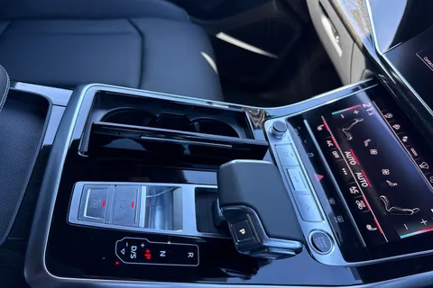  Audi Q8 3.0 TDI V6 50 Black Edition Tiptronic quattro Euro 6 (s/s) 5dr Thumbnail #23