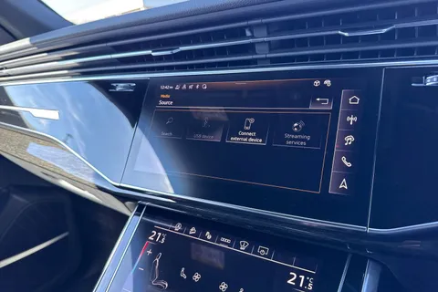  Audi Q8 3.0 TDI V6 50 Black Edition Tiptronic quattro Euro 6 (s/s) 5dr Thumbnail #41