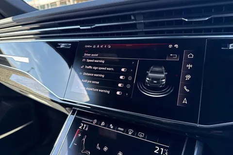  Audi Q8 3.0 TDI V6 50 Black Edition Tiptronic quattro Euro 6 (s/s) 5dr Thumbnail #49