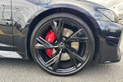 11 of 63 for Audi RS 6 Avant 4.0 TFSI V8 Carbon Black Estate 5dr Petrol Tiptronic quattro Euro 6 (s/s) (600 ps)