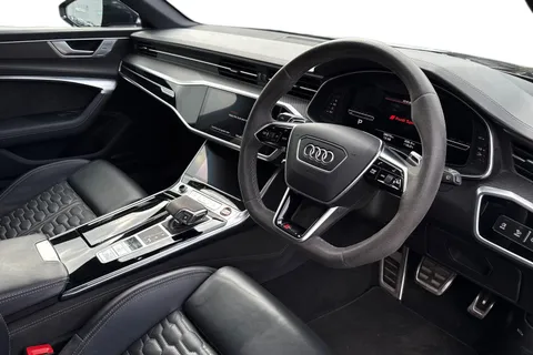 14 of 63 for Audi RS 6 Avant 4.0 TFSI V8 Carbon Black Estate 5dr Petrol Tiptronic quattro Euro 6 (s/s) (600 ps)