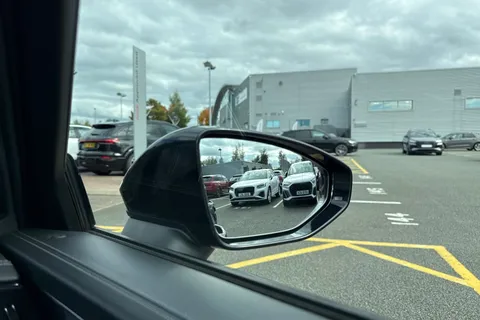 21 of 63 for Audi RS 6 Avant 4.0 TFSI V8 Carbon Black Estate 5dr Petrol Tiptronic quattro Euro 6 (s/s) (600 ps)