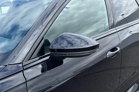 27 of 63 for Audi RS 6 Avant 4.0 TFSI V8 Carbon Black Estate 5dr Petrol Tiptronic quattro Euro 6 (s/s) (600 ps)