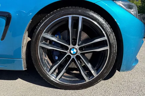 BX20OEE BMW 4 Series 2.0 420d M Sport Auto Euro 6 (s/s) 2dr Thumbnail #7