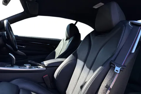 BX20OEE BMW 4 Series 2.0 420d M Sport Auto Euro 6 (s/s) 2dr Thumbnail #11