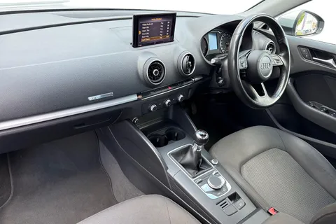 SB67AZD Audi A3 1.5 TFSI CoD SE Sportback Euro 6 (s/s) 5dr Thumbnail #9