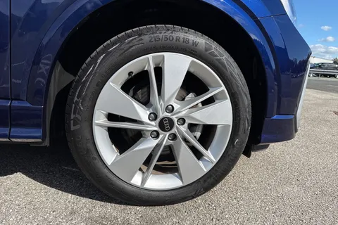 GL23CUA Audi Q2 S line 35 TFSI  150 PS S tronic Thumbnail #10