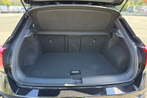 PK71SZJ Volkswagen T-Roc 1.5 TSI EVO Black Edition DSG Euro 6 (s/s) 5dr Thumbnail #7