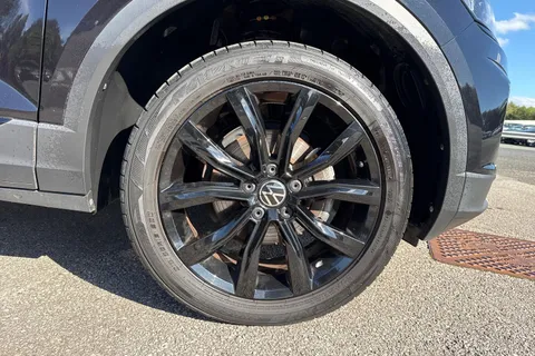 PK71SZJ Volkswagen T-Roc 1.5 TSI EVO Black Edition DSG Euro 6 (s/s) 5dr Thumbnail #10