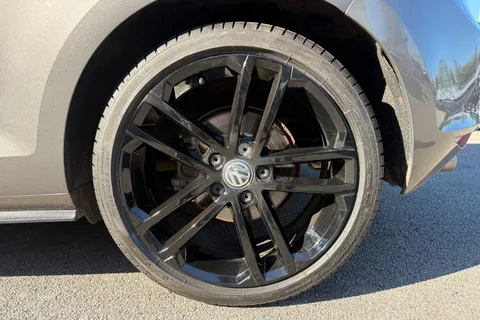 FP16AXJ Volkswagen Golf 2.0 TDI BlueMotion Tech GTD Euro 6 (s/s) 3dr Thumbnail #11