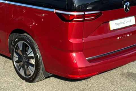 BD74HPN Volkswagen Multivan LWB 2.0 TDI 150PS Style DSG 7 Seat/Panoramic Sunroof + Tow Pack Thumbnail #8