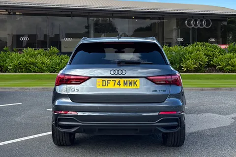 DF74MWK Audi Q3 Black Edition 35 TFSI 150 PS S tronic Thumbnail #5