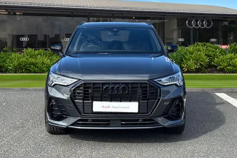 DF74MWK Audi Q3 Black Edition 35 TFSI 150 PS S tronic Thumbnail #6