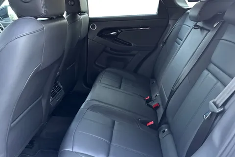 DY25LZT Land Rover Range Rover Evoque 1.5 P270e Dynamic SE 5dr Thumbnail #5