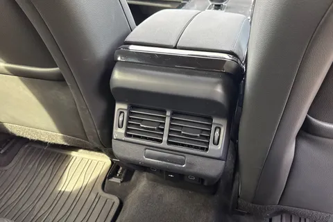 DY25LZL Land Rover Range Rover Evoque 1.5 P270e 12.17kWh Dynamic SE Auto 4WD Euro 6 (s/s) 5dr Thumbnail #20