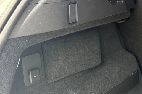 DY25LZL Land Rover Range Rover Evoque 1.5 P270e 12.17kWh Dynamic SE Auto 4WD Euro 6 (s/s) 5dr Thumbnail #27