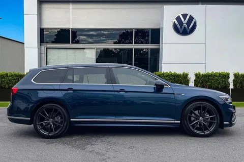 CX72ONK Volkswagen Passat 1.5 TSI EVO R-Line 5dr DSG ⭐Pretoria Alloys & Spare wheel⭐ Thumbnail #5