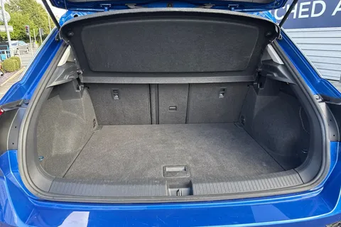 WD18WVZ Volkswagen T-Roc 2.0 TSI SEL DSG 4Motion Euro 6 (s/s) 5dr Thumbnail #7