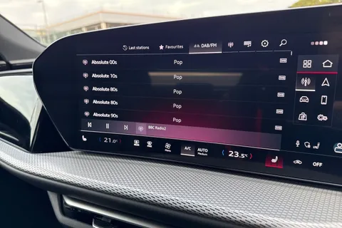  Audi Q5 2.0 TDI S line S Tronic quattro Euro 6 (s/s) 5dr Thumbnail #34