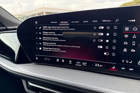  Audi Q5 2.0 TDI S line S Tronic quattro Euro 6 (s/s) 5dr Thumbnail #41