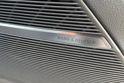  Audi RS Q8 4.0 TFSI V8 Tiptronic quattro Euro 6 (s/s) 5dr Thumbnail #25