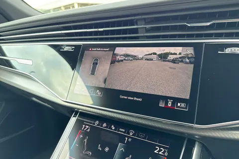  Audi RS Q8 4.0 TFSI V8 Tiptronic quattro Euro 6 (s/s) 5dr Thumbnail #33