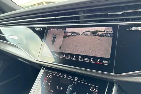  Audi RS Q8 4.0 TFSI V8 Tiptronic quattro Euro 6 (s/s) 5dr Thumbnail #34