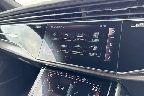  Audi RS Q8 4.0 TFSI V8 Tiptronic quattro Euro 6 (s/s) 5dr Thumbnail #52