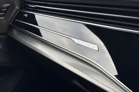  Audi RS Q8 4.0 TFSI V8 Tiptronic quattro Euro 6 (s/s) 5dr Thumbnail #58