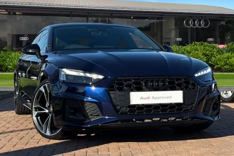 DE72WMK Audi A5 Black Edition 35 TFSI 150 PS S tronic Thumbnail #2