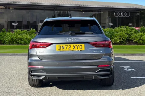 DN72XYO Audi Q3 Black Edition 35 TFSI 150 PS S tronic Thumbnail #5