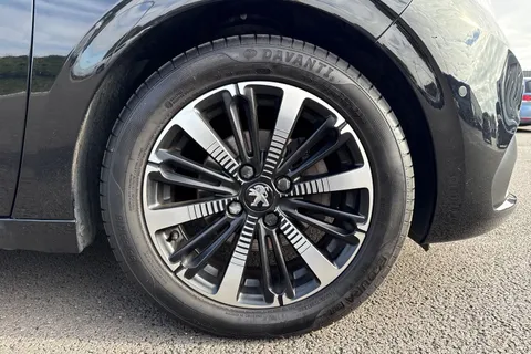 KT19OZK PEUGEOT 208 1.2 PureTech Tech Edition Euro 6 (s/s) 5dr Thumbnail #10