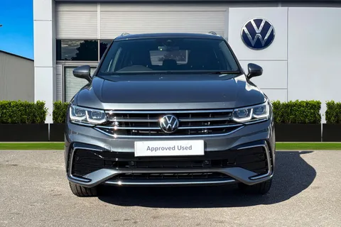 KP25OFO Volkswagen Tiguan Allspace 2.0 TDI R-Line 5dr DSG ⭐Tow bar, swivelling | Rear view camera | Winter pac Thumbnail #6
