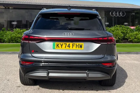 KY74FHW Audi Q6 E-Tron Q6 SUV S line e-tron quattro 285,00 kW Thumbnail #5