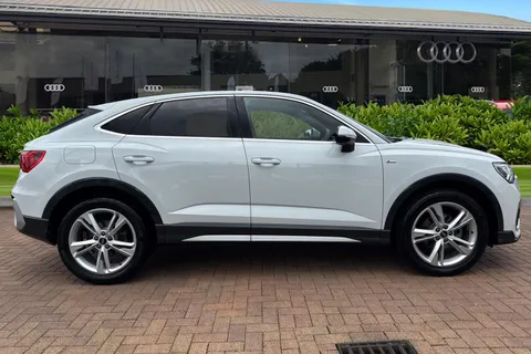 KS24UUJ Audi Q3 S line 35 TFSI  150 PS S tronic Thumbnail #4