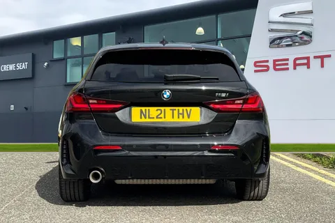 NL21THV BMW 1 Series 1.5 118i M Sport (LCP) DCT Euro 6 (s/s) 5dr Thumbnail #5