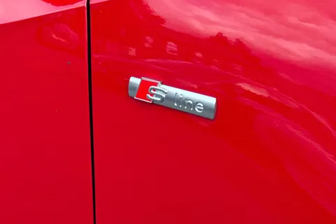 VF69HBU Audi Q2 1.5 TFSI CoD 35 Black Edition S Tronic Euro 6 (s/s) 5dr Thumbnail #30