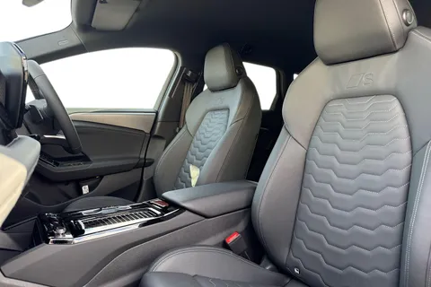  Audi A6 E-Tron Avant 100kWh Performance S line Auto 5dr Thumbnail #16