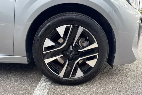 FN24VYO PEUGEOT 208 1.2 PureTech Allure Euro 6 (s/s) 5dr Thumbnail #10