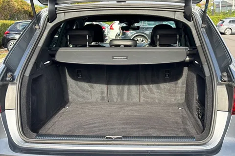 FR19XMP Audi A4 Avant 2.0 TDI 40 S line S Tronic Euro 6 (s/s) 5dr Thumbnail #7