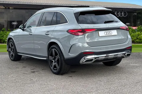 DN25WCX Mercedes-Benz Glc 2.0 GLC300h MHEV AMG Line (Premium) G-Tronic+ 4MATIC Euro 6 (s/s) 5dr Thumbnail #3