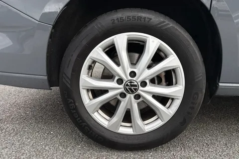 DG74CZP Volkswagen Caddy Maxi 2.0 TDI 122 Life 5dr DSG Thumbnail #12