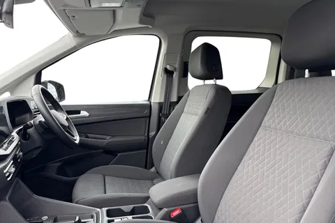 DG74CZP Volkswagen Caddy Maxi 2.0 TDI 122 Life 5dr DSG Thumbnail #17