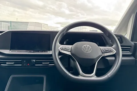 DG74CZP Volkswagen Caddy Maxi 2.0 TDI 122 Life 5dr DSG Thumbnail #19