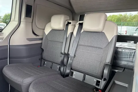 18 of 63 for Volkswagen California Ocean T7 SWB 150 PS DSG - 19' Wheels/Tow Pack