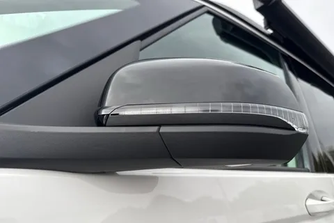 27 of 63 for Volkswagen California Ocean T7 SWB 150 PS DSG - 19' Wheels/Tow Pack